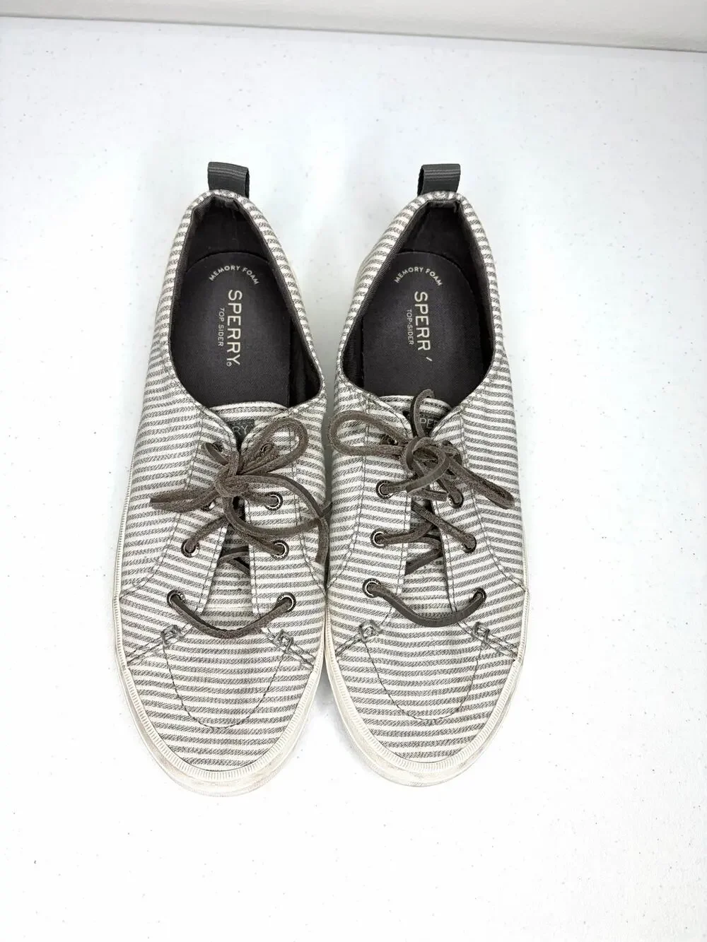 Sperry Crest Vibe Sneakers Women Sz 11 Gray White Stripe Coastal Preppy Neutral